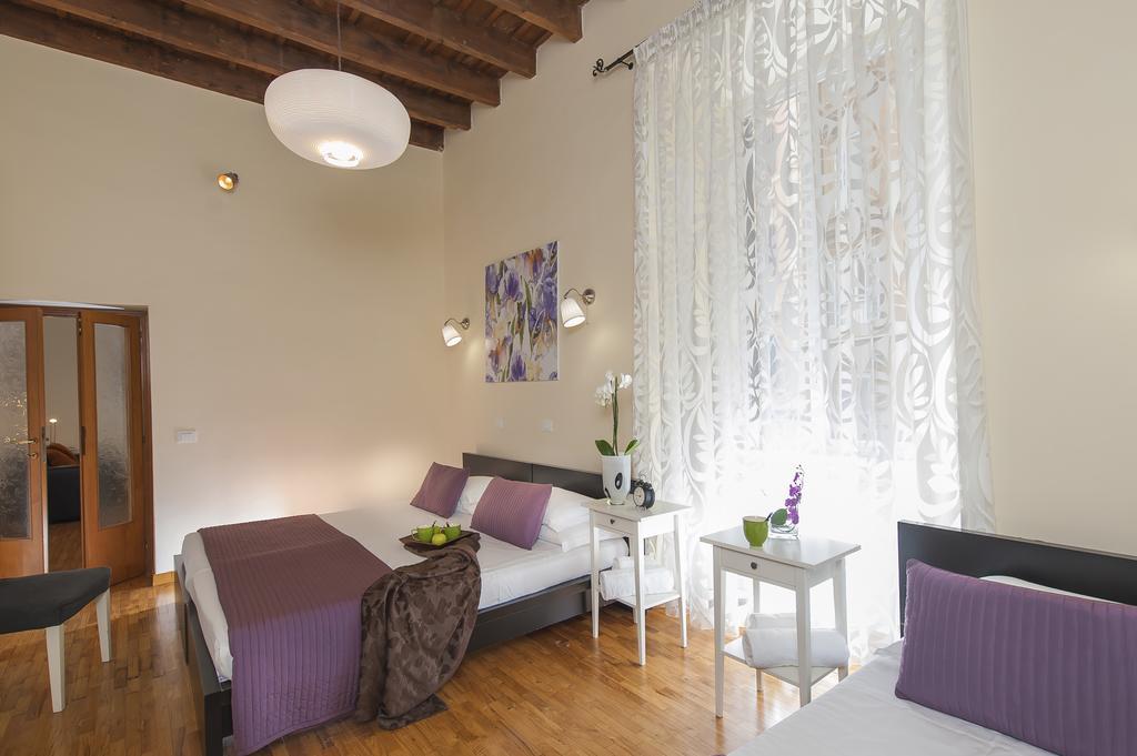 Fl Apartments Charming Flat In The Heart Of Trastevere โรม ภายนอก รูปภาพ