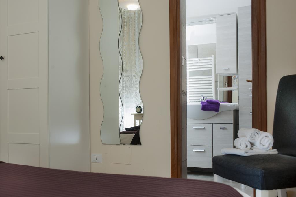 Fl Apartments Charming Flat In The Heart Of Trastevere โรม ภายนอก รูปภาพ