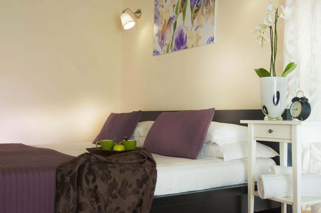 Fl Apartments Charming Flat In The Heart Of Trastevere โรม ภายนอก รูปภาพ