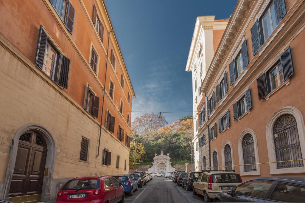 Fl Apartments Charming Flat In The Heart Of Trastevere โรม ภายนอก รูปภาพ